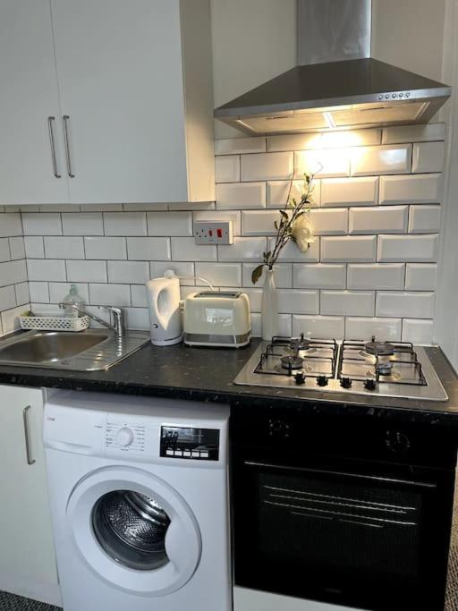 Comfy Flat In Heart Of Londra